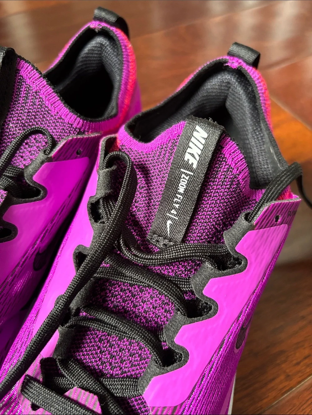 Nike zoom fly 4 Women's Running Shoes in Vibrant purple, black and gray - Picture 5 of 7